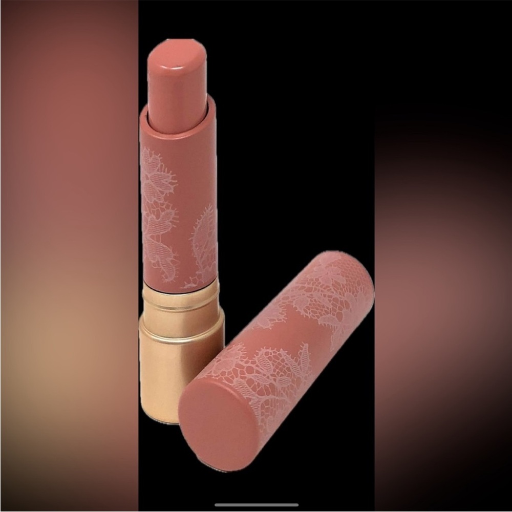 Too Faced Strip Search Lipstick QUANTITY 2